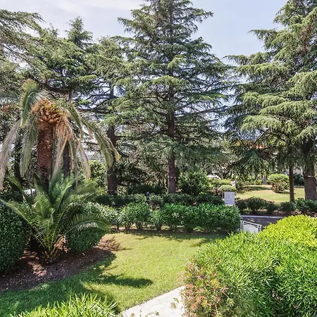 Apartamento Upstays Garden Terrace Pool 28m2 Cannes