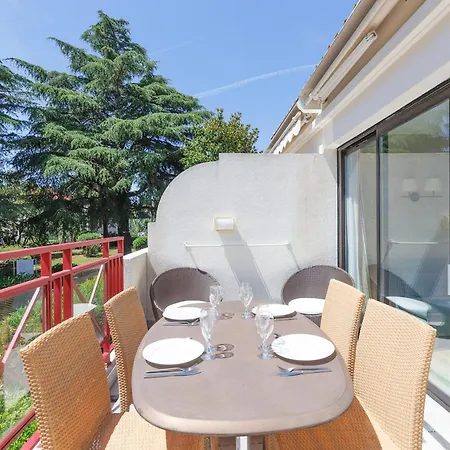 Upstays Garden Terrace Pool 28m2 * 칸느
