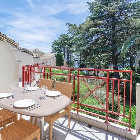 Upstays Garden Terrace Pool 28m2 Cannes